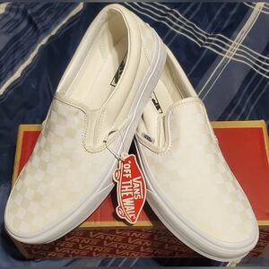 Vans Original Checkered Slip Ons, New In Original Box! Mens 10/ Womens 11.5